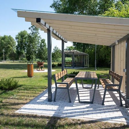 Apartamentai Su Vaizdu I Jura بالانغا المظهر الخارجي الصورة