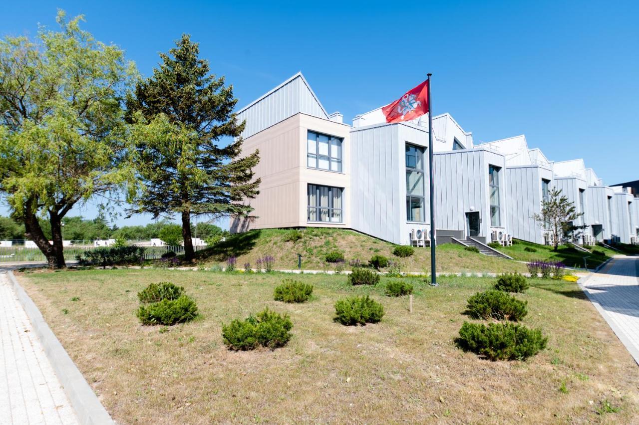 Apartamentai Su Vaizdu I Jura بالانغا المظهر الخارجي الصورة